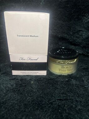 Too Faced Born This Way Ethereal Setting Powder - Translucent Medium